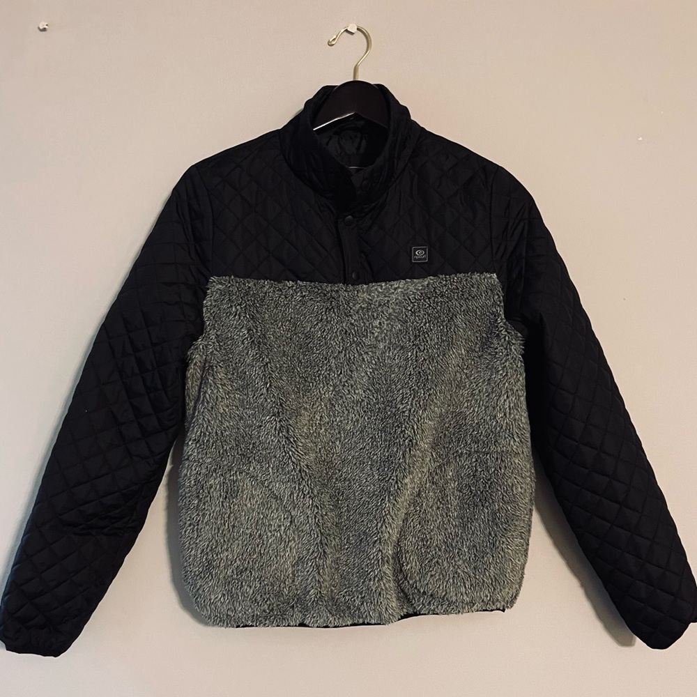 Ripcurl women’s jacket size medium fits small. Never worn-Brand new